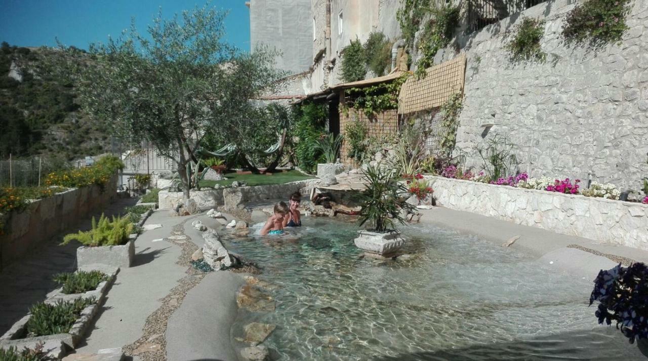 Bed and Breakfast La Casa del Gelsomino Ragusa Exterior foto